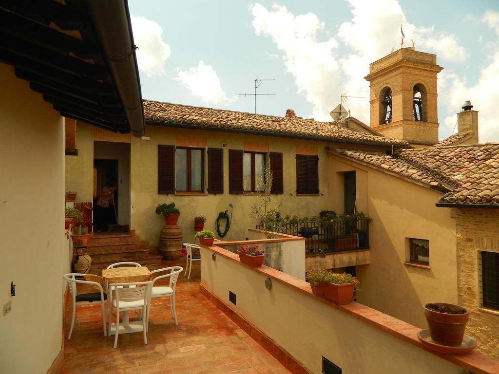 Palazzo Nanni Appartement Montefalco Kamer foto