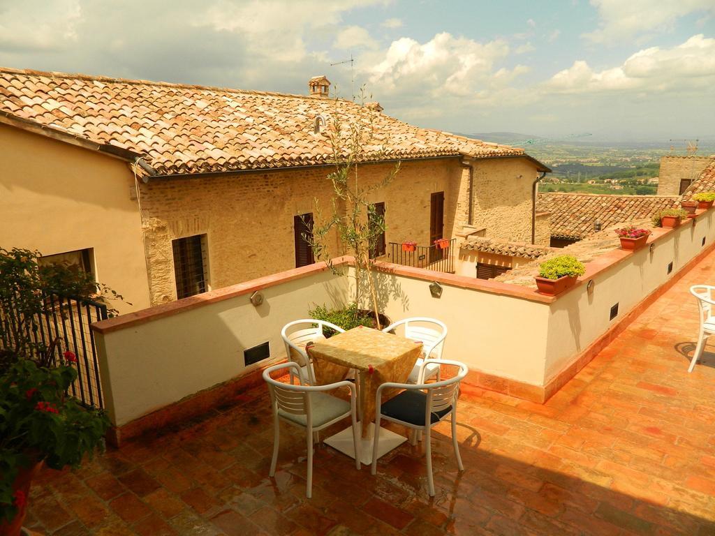 Palazzo Nanni Appartement Montefalco Kamer foto